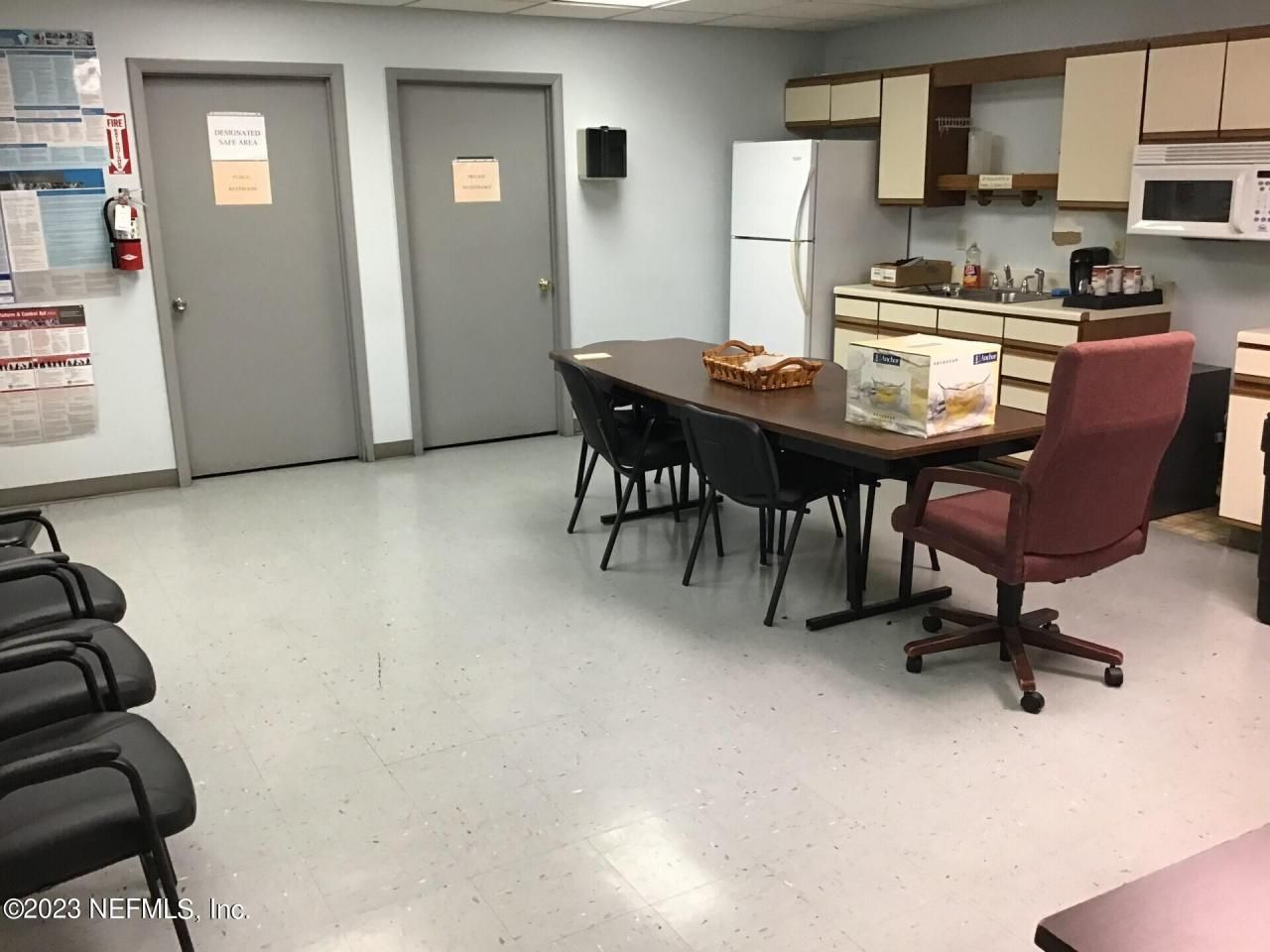 653 Kingsley Avenue, Orange Park, FL 32073 Photo