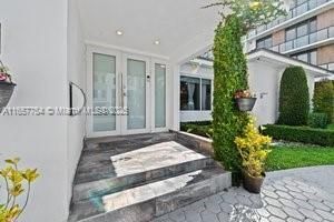 3551 E Glencoe St, Miami, FL 33133 Photo