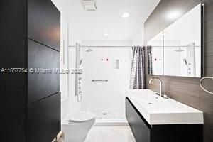 3551 E Glencoe St, Miami, FL 33133 Photo