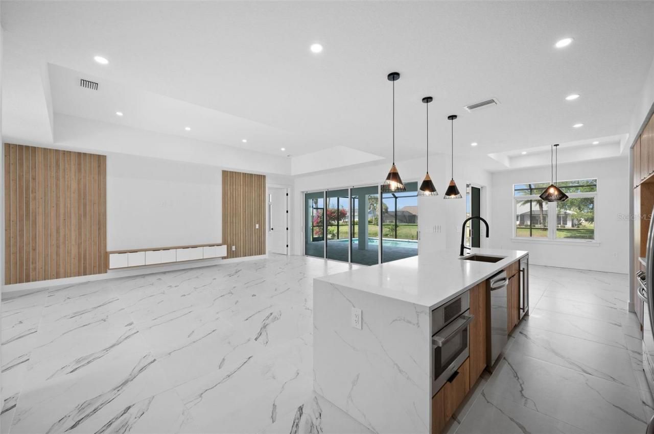 45 Bunker Lane, Rotonda West, FL 33947 Photo