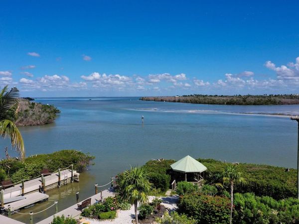 16979 Captiva Drive, Captiva, FL 33924