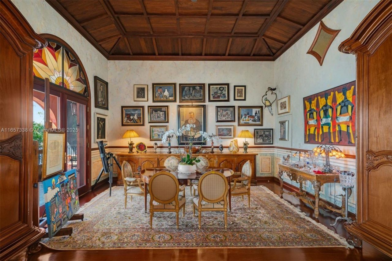 230 Harbor Drive, Key Biscayne, FL 33149 Photo