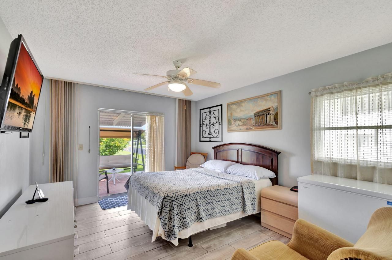 3411 Christopher Street, West Palm Beach, FL 33417 Photo