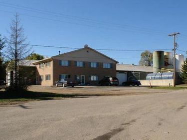 2122 GLENN Street, DeWitt Twp, MI 48906