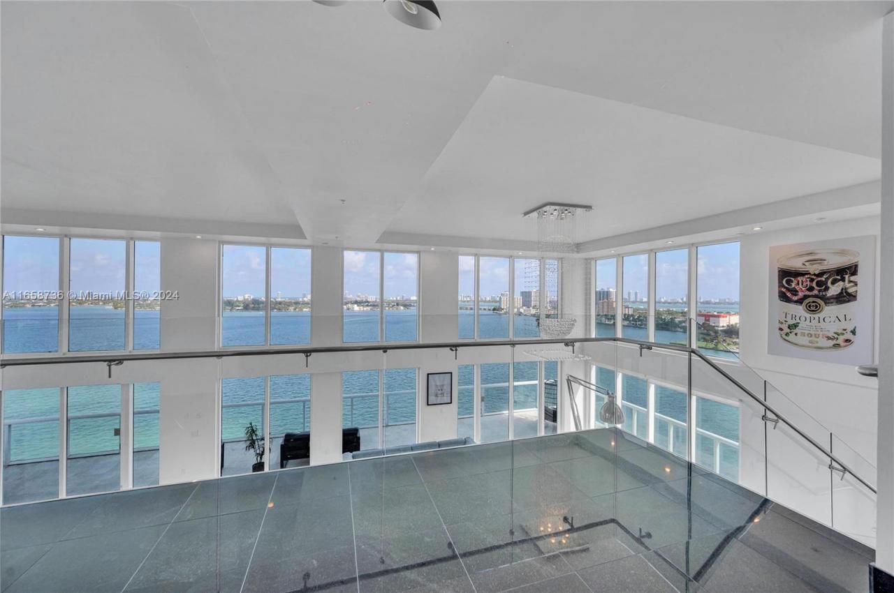 7939 East Dr, Unit 15, North Bay Village, FL 33141 Photo