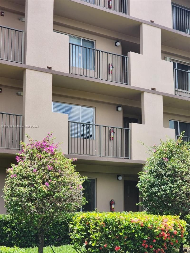 12651 SW 16th Ct, Unit 211B, Pembroke Pines, FL 33027 Photo