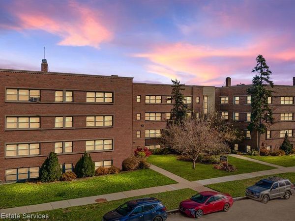 550 Parkview #317 - 1 Bedroom, Detroit, MI 48214