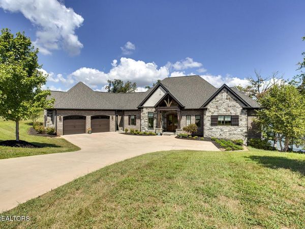 17012 Lighthouse Pointe Drive, Lenoir City, TN 37772