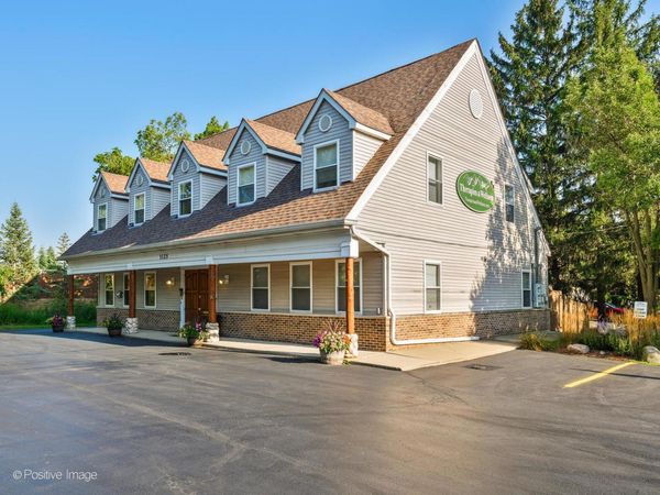 1125 N Delany Road, Gurnee, IL 60031