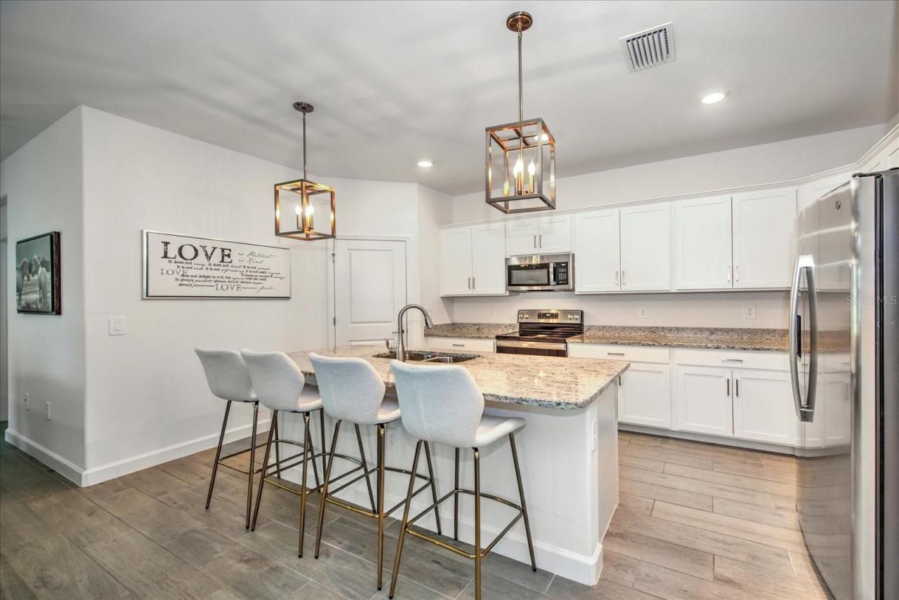 3254 Weston Manor Drive, Alva, FL 33920 Photo