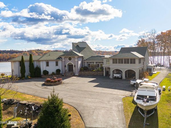 76 Floyd Ackert Road, West Park, NY 12493