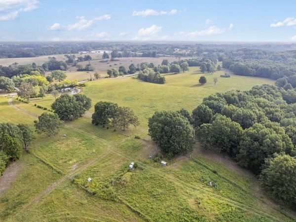 808 Coon Ridge Road, Galena, MO 65656