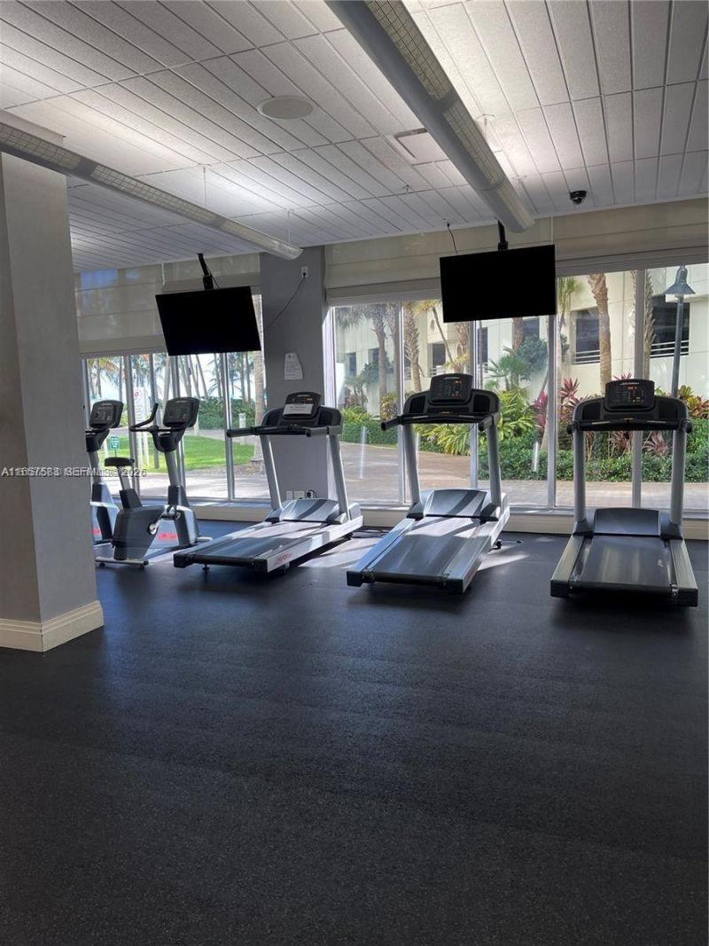 3801 S Ocean Dr, Unit 12M, Hollywood, FL 33019 Photo