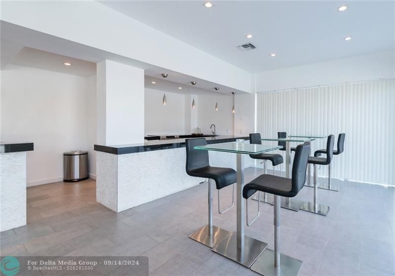 2841 N Ocean Boulevard, Unit 802, Fort Lauderdale, FL 33308 Photo