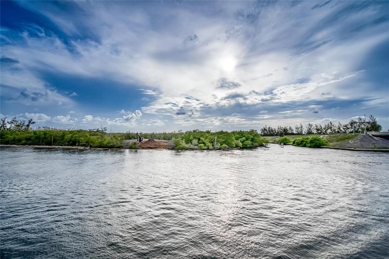 Please Call For Address, Unit 2N, Hollywood, FL 33019 Photo