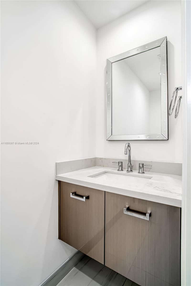 Please Call For Address, Unit 2N, Hollywood, FL 33019 Photo