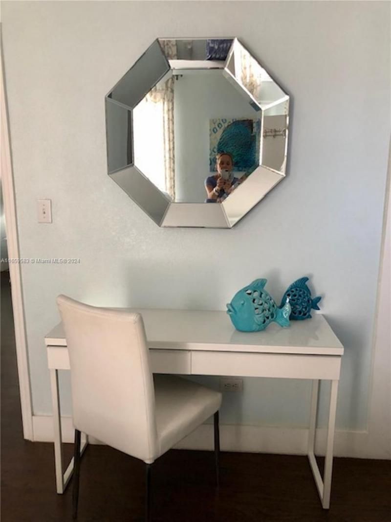 3030 Collins Ave, Unit 3E, Miami Beach, FL 33140 Photo