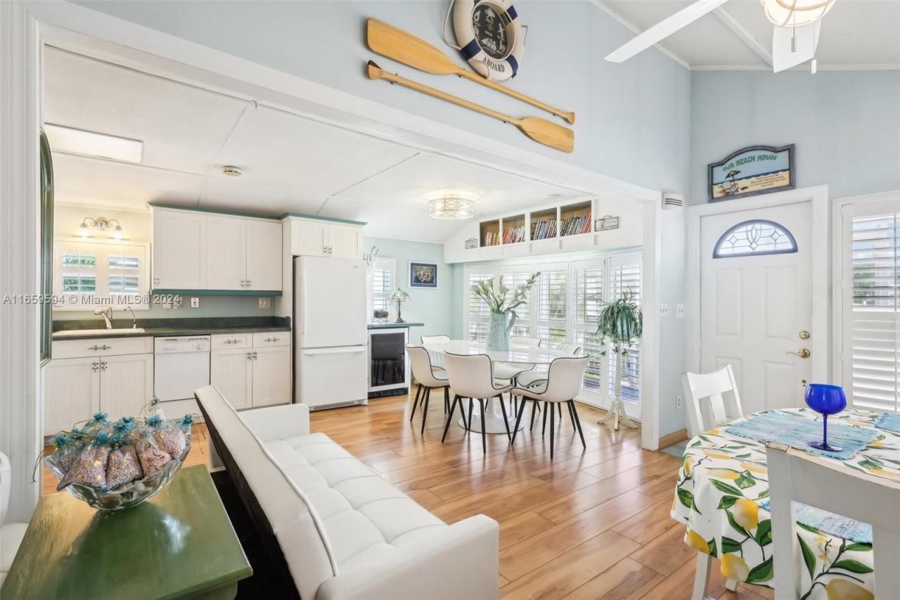 10851 S Ocean Dr #135, Jensen Beach, FL 34957 Photo