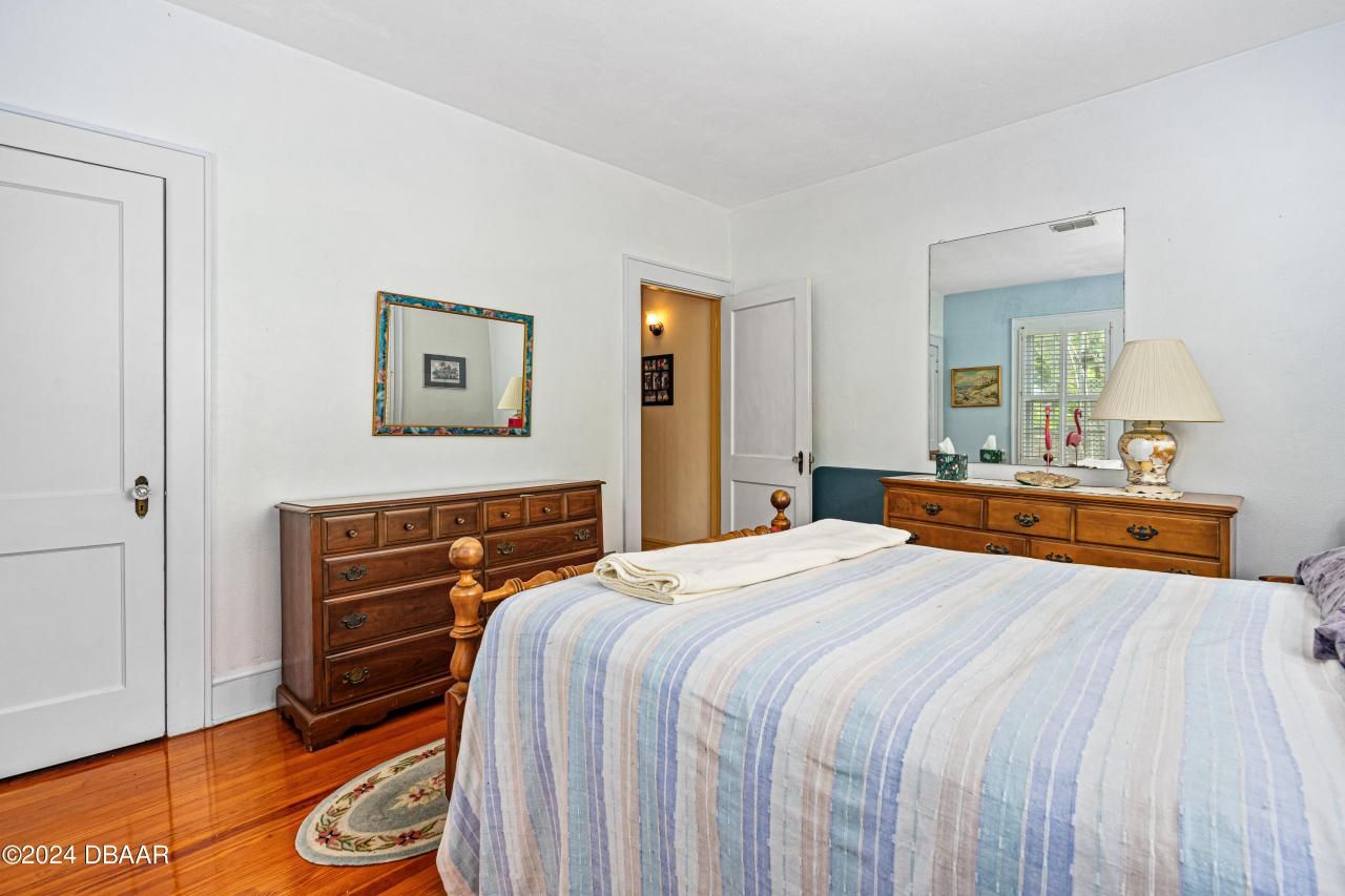 1206 S Riverside Drive, New Smyrna Beach, FL 32168 Photo