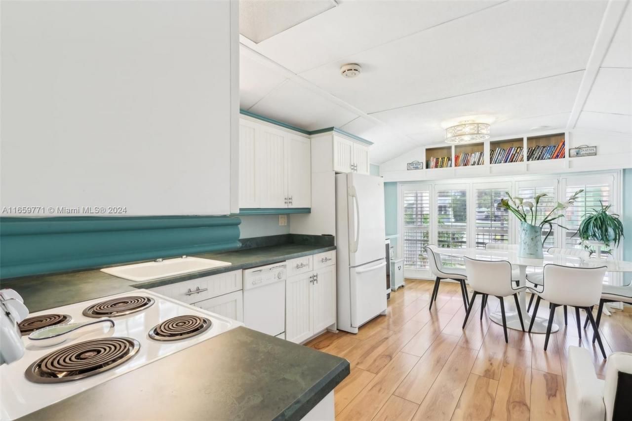 10851 S Ocean Dr, Unit 135, Jensen Beach, FL 34957 Photo