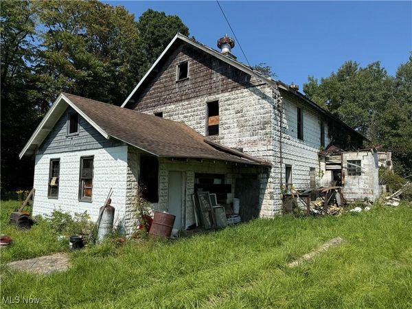 2977 State Route 307 E, Dorset, OH 44032