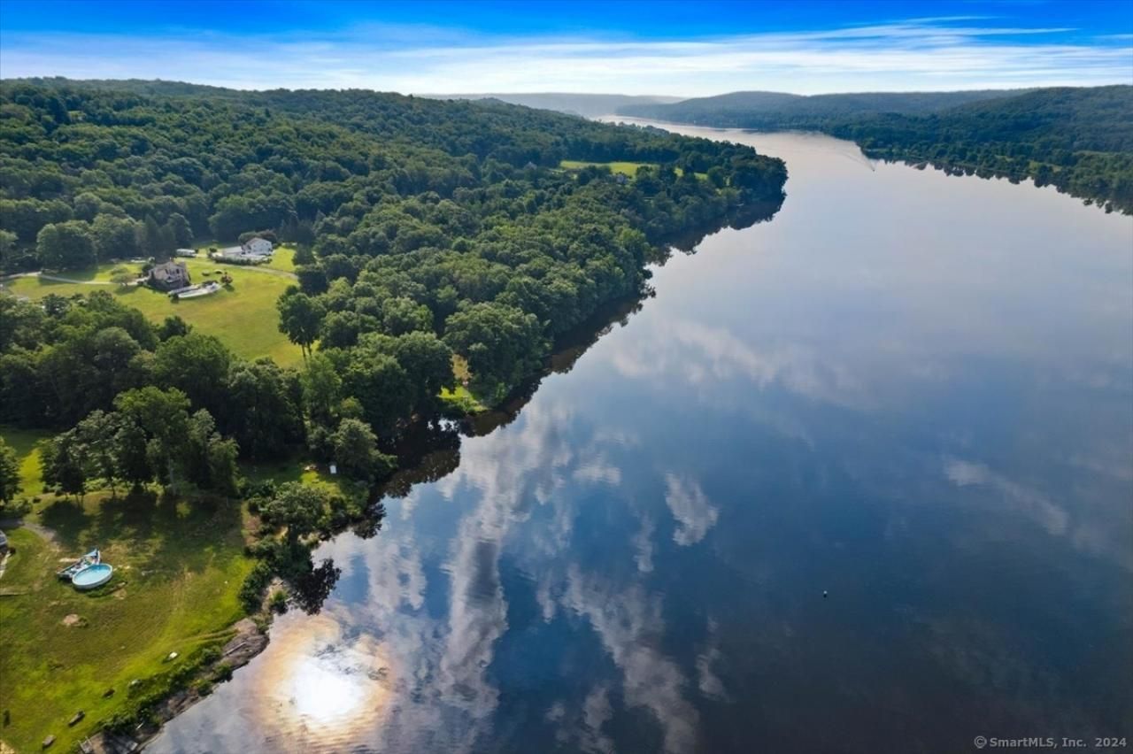 195a Injun Hollow, Haddam, CT 06424 Main Photo