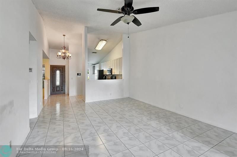 5105 Arbor Glen Circle, Lake Worth, FL 33463 Photo