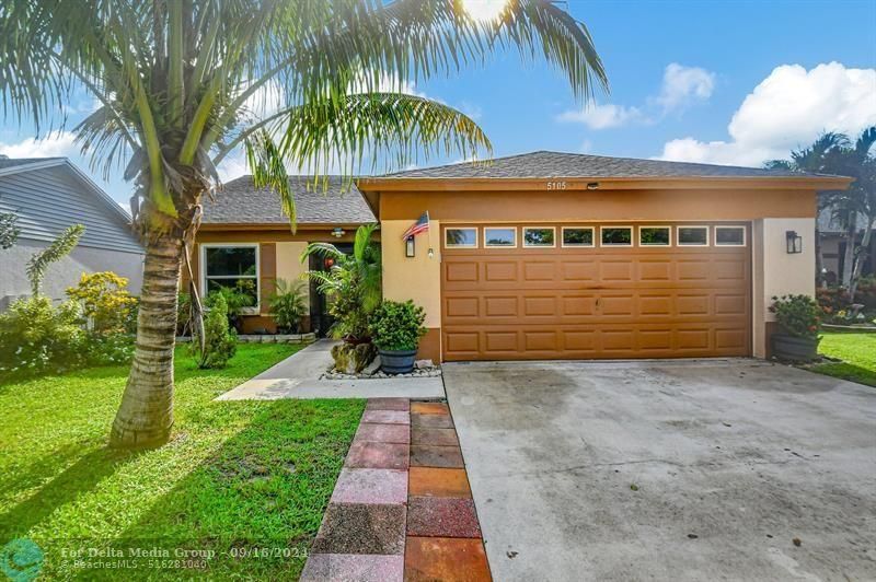 5105 Arbor Glen Circle, Lake Worth, FL 33463 Photo