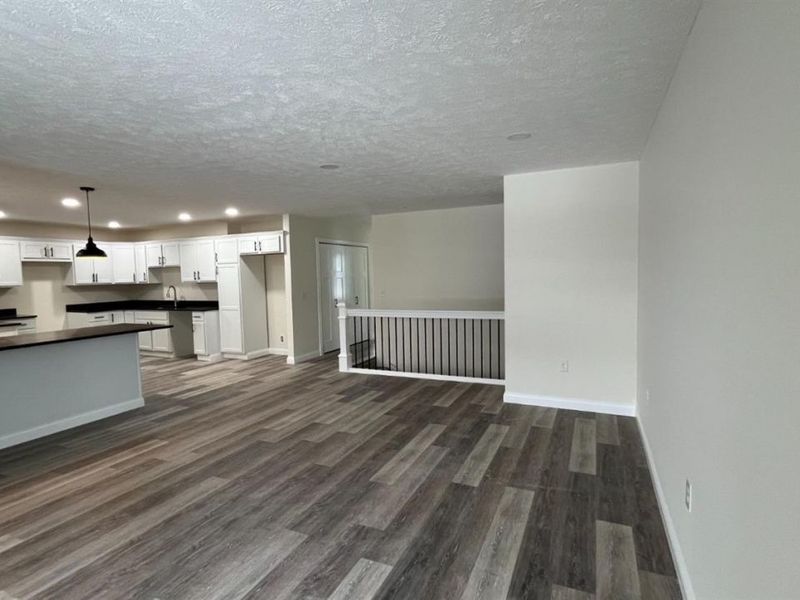 7615 Pea Ridge Road, Unit B, Hillsboro, OH 45133 Photo 4