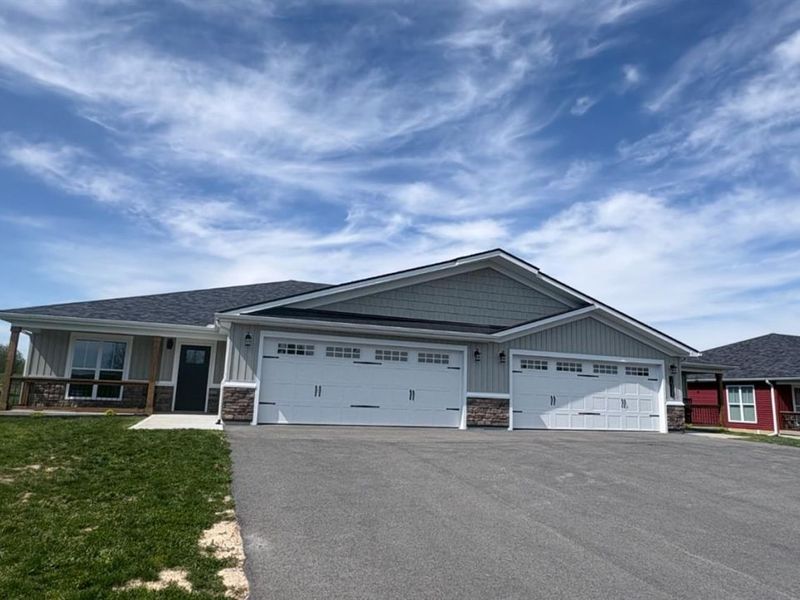 7619 Pea Ridge Road, Unit B, Hillsboro, OH 45133 Photo 2