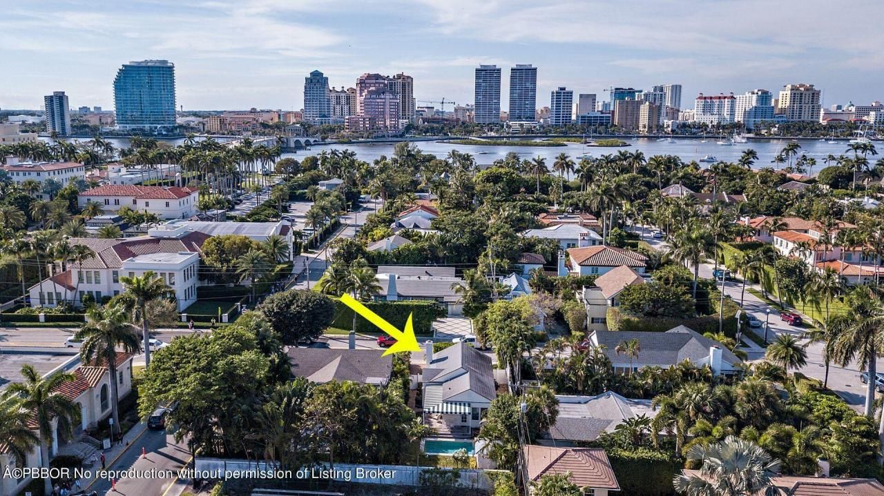 231 Cocoanut Row, Palm Beach, FL 33480 Photo