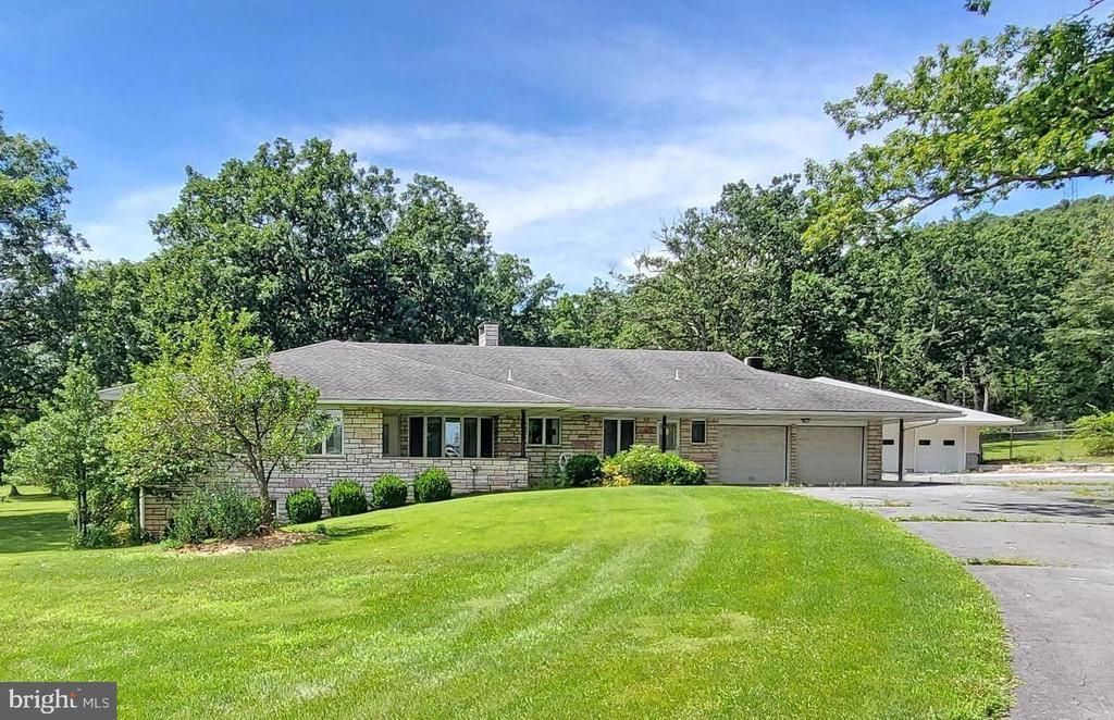 133 MORRAL DRIVE, EVERETT, PA 15537