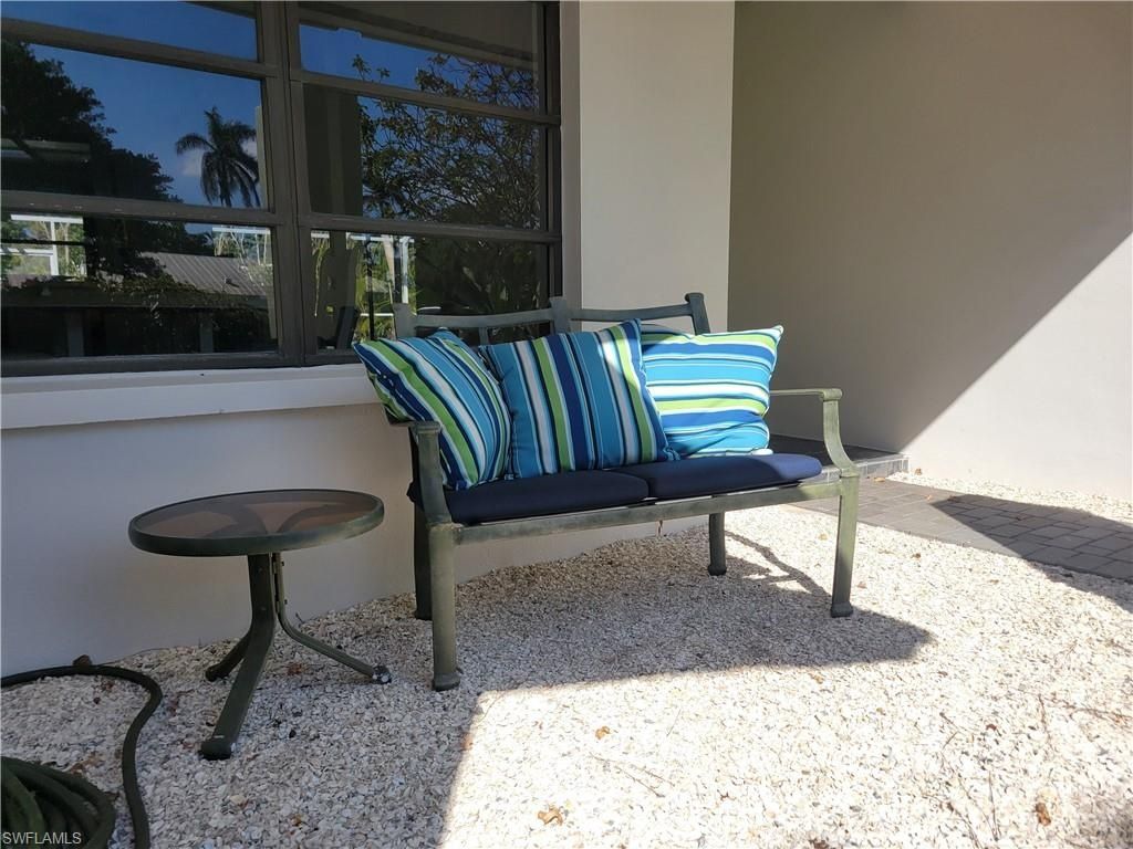 735 High Pines Dr, Naples, FL 34103 Photo