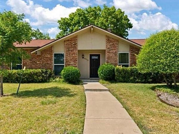 8813 Westfield Drive, Rowlett, TX 75088