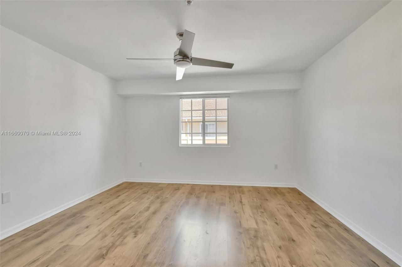 2965 NE 185th St, Unit 1509, Aventura, FL 33180 Photo