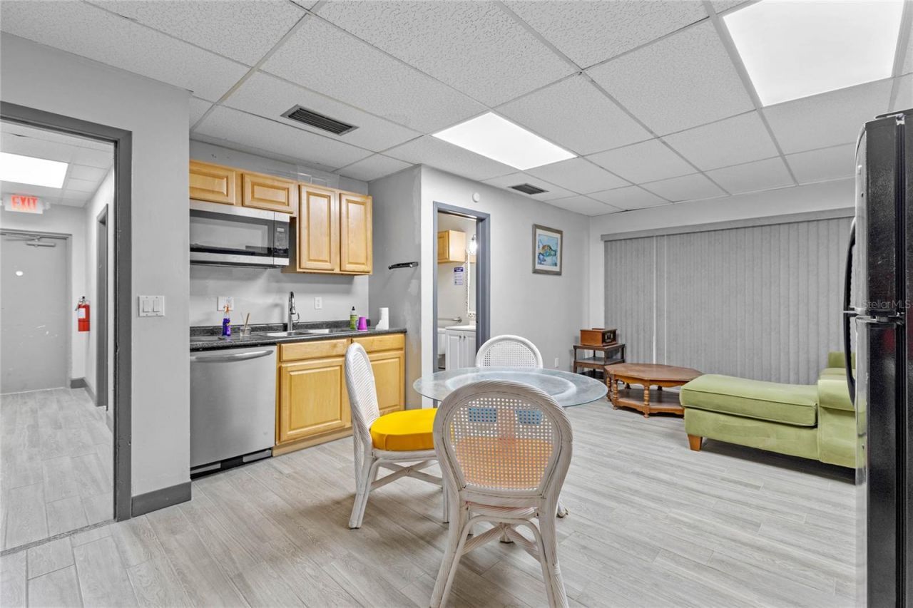 901 N Grove St  / Sr 19, Eustis, FL 32726 Photo