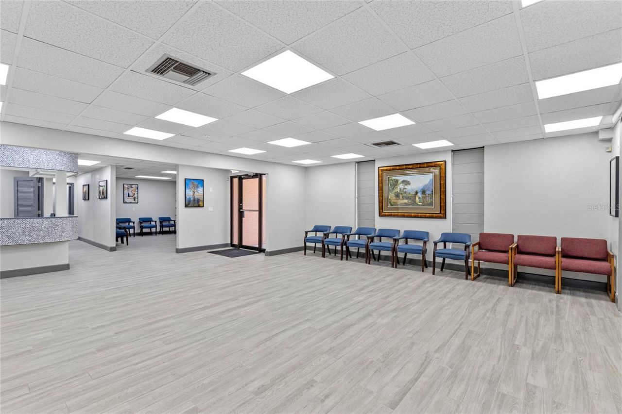 901 N Grove St  / Sr 19, Eustis, FL 32726 Photo