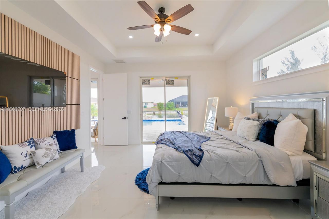 1528 SW 15th Ave, Cape Coral, FL 33991 Photo