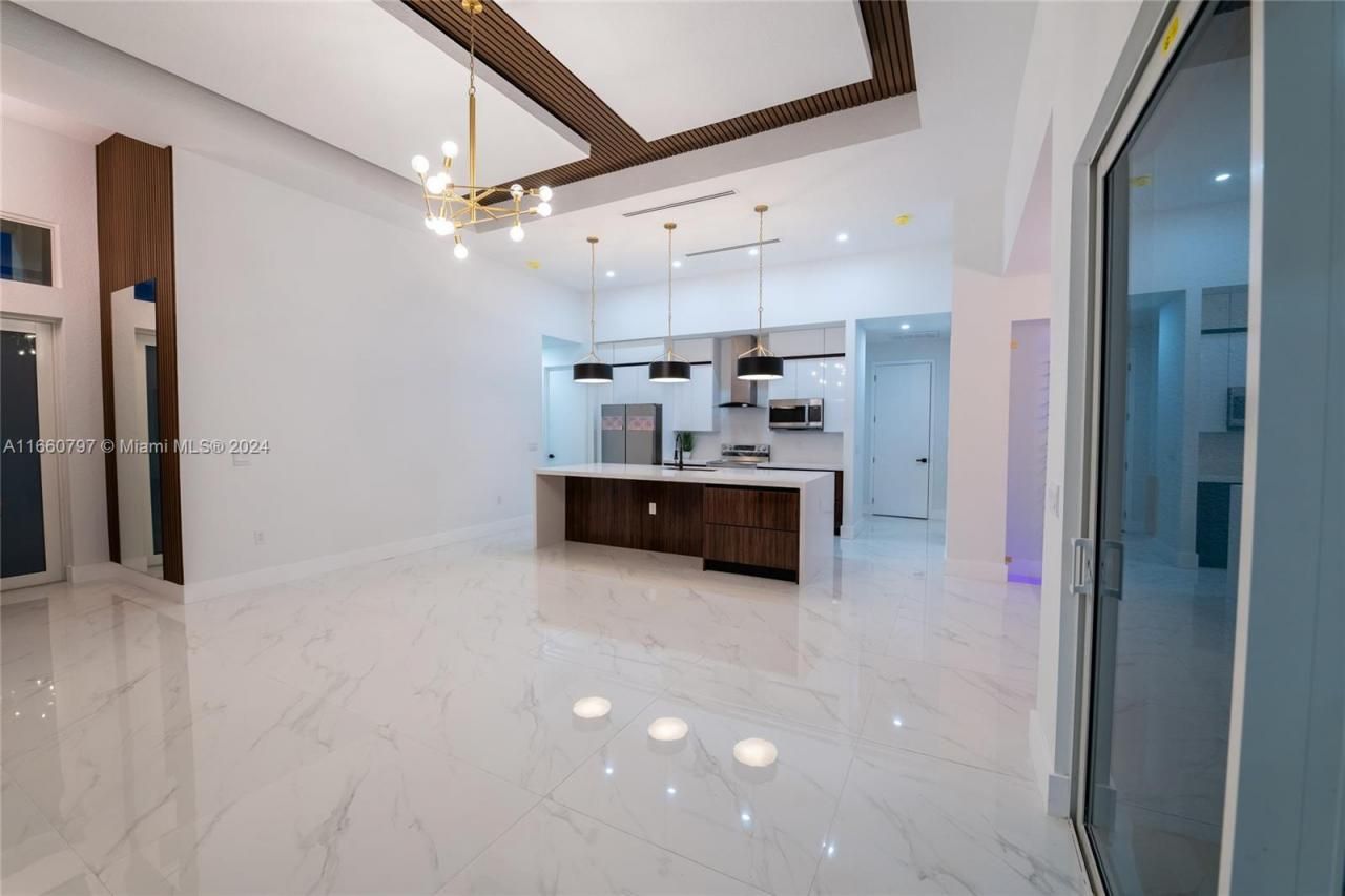 1528 SW 15th Ave, Cape Coral, FL 33991 Photo