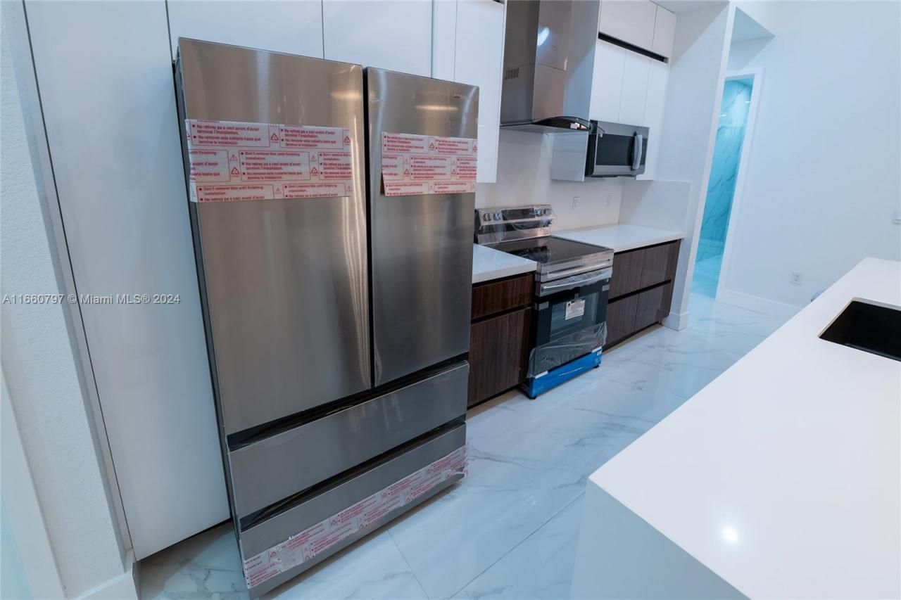 1528 SW 15th Ave, Cape Coral, FL 33991 Photo