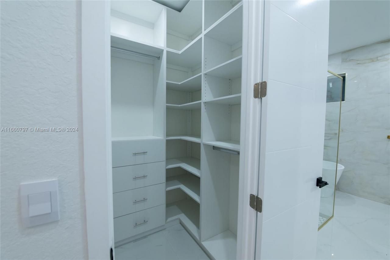 1528 SW 15th Ave, Cape Coral, FL 33991 Photo