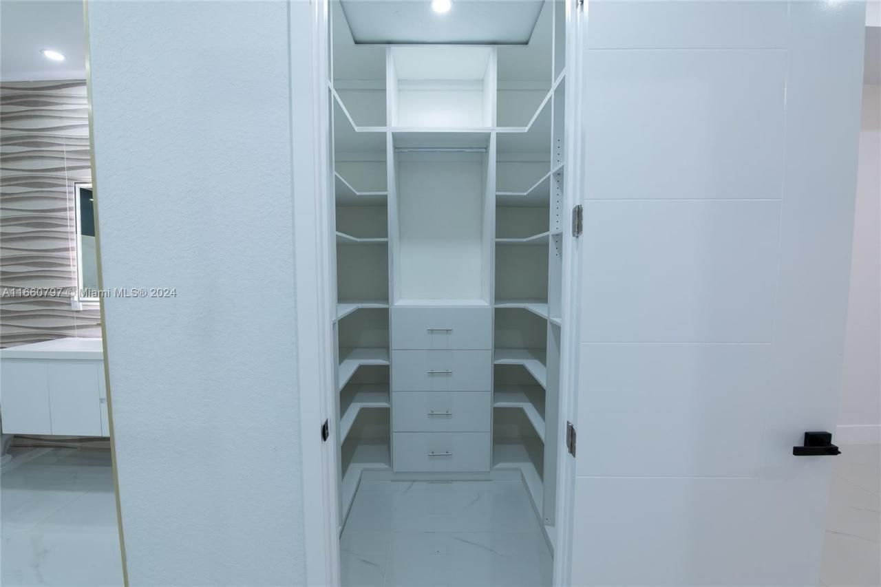 1528 SW 15th Ave, Cape Coral, FL 33991 Photo