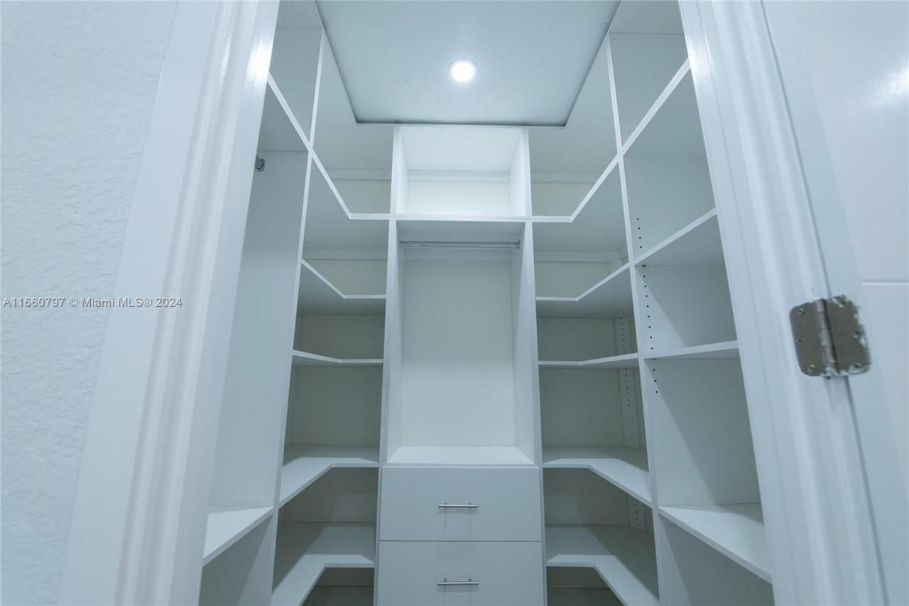 1528 SW 15th Ave, Cape Coral, FL 33991 Photo