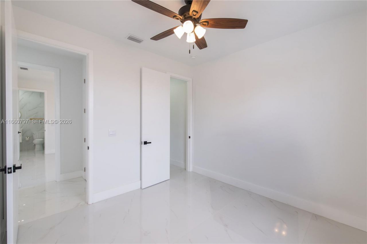1528 SW 15th Ave, Cape Coral, FL 33991 Photo