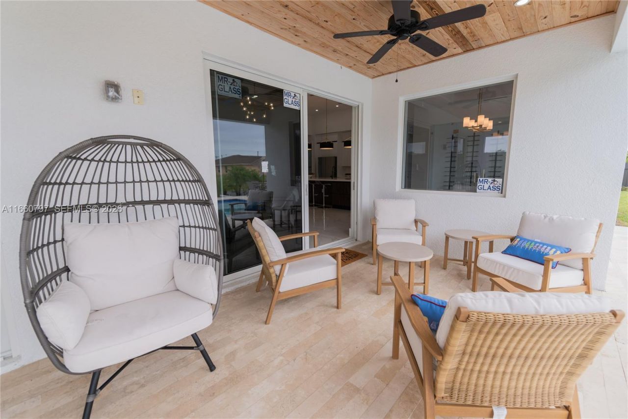 1528 SW 15th Ave, Cape Coral, FL 33991 Photo