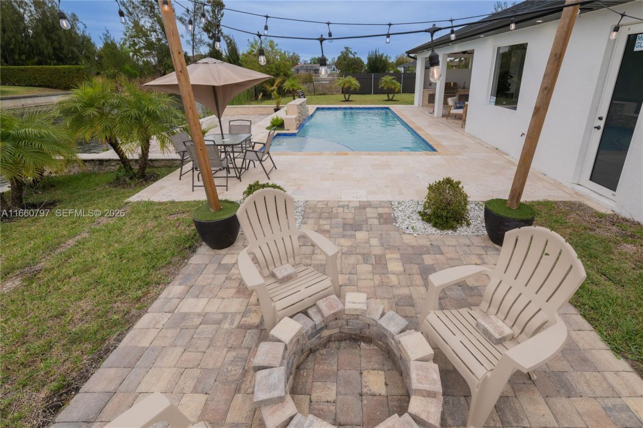 1528 SW 15th Ave, Cape Coral, FL 33991 Photo