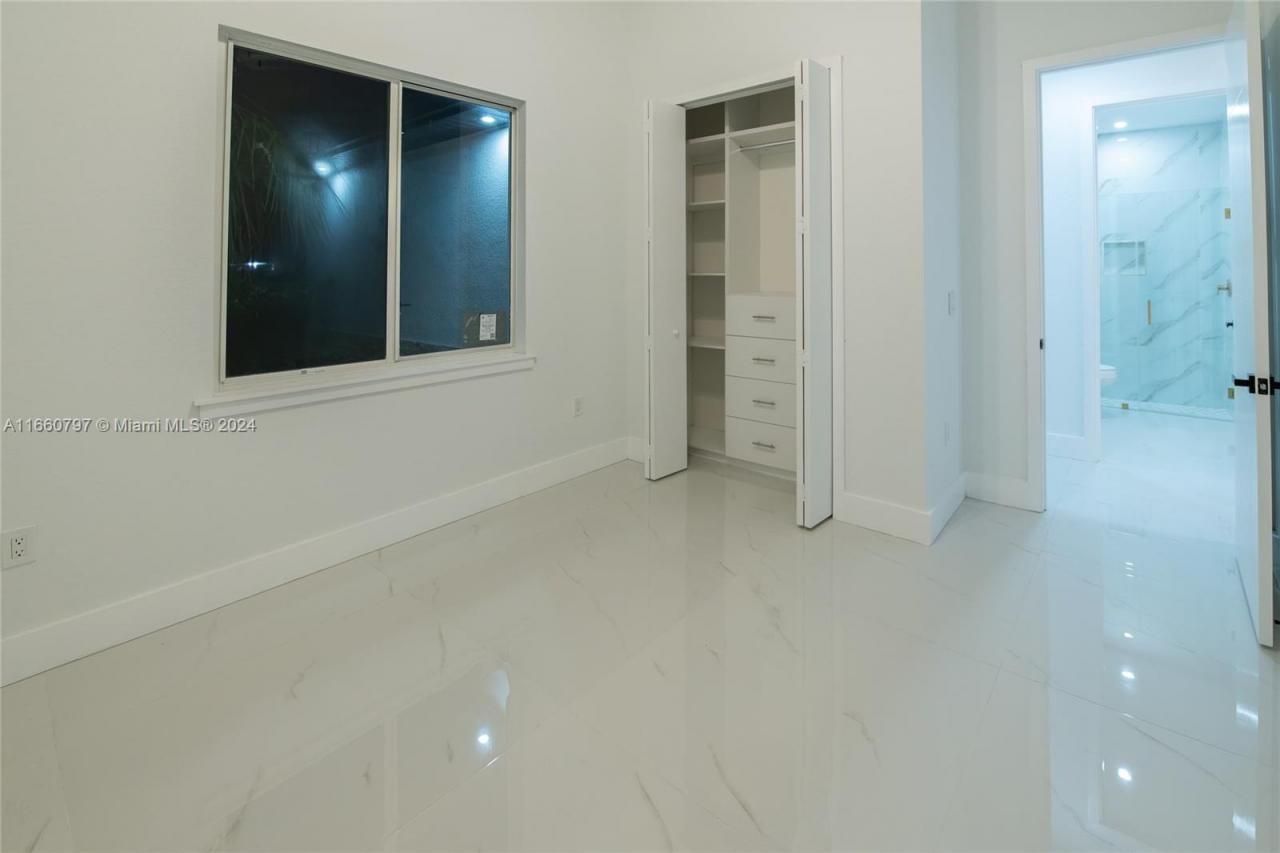 1528 SW 15th Ave, Cape Coral, FL 33991 Photo