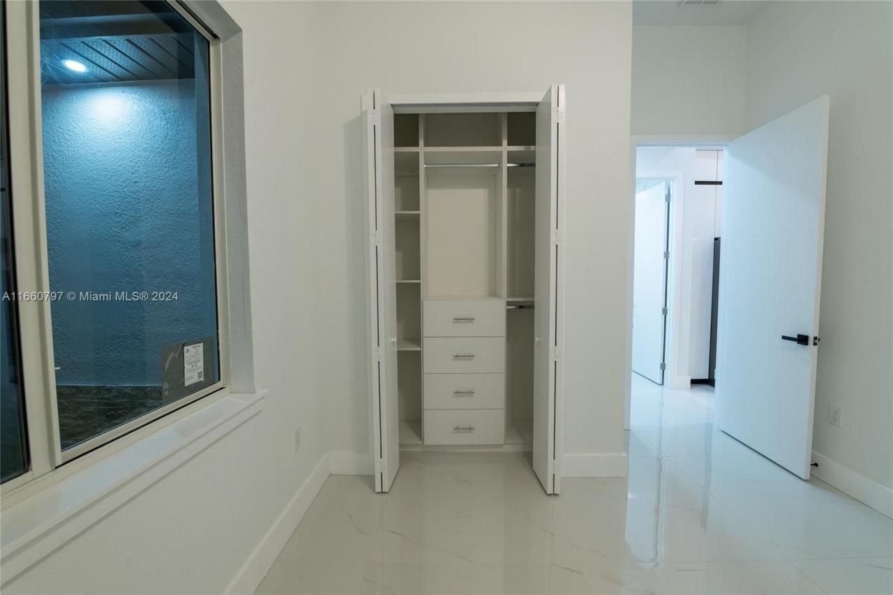 1528 SW 15th Ave, Cape Coral, FL 33991 Photo