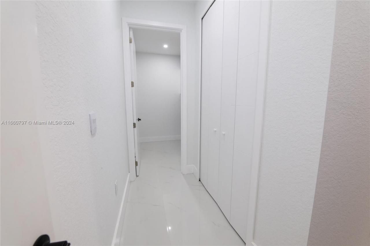 1528 SW 15th Ave, Cape Coral, FL 33991 Photo