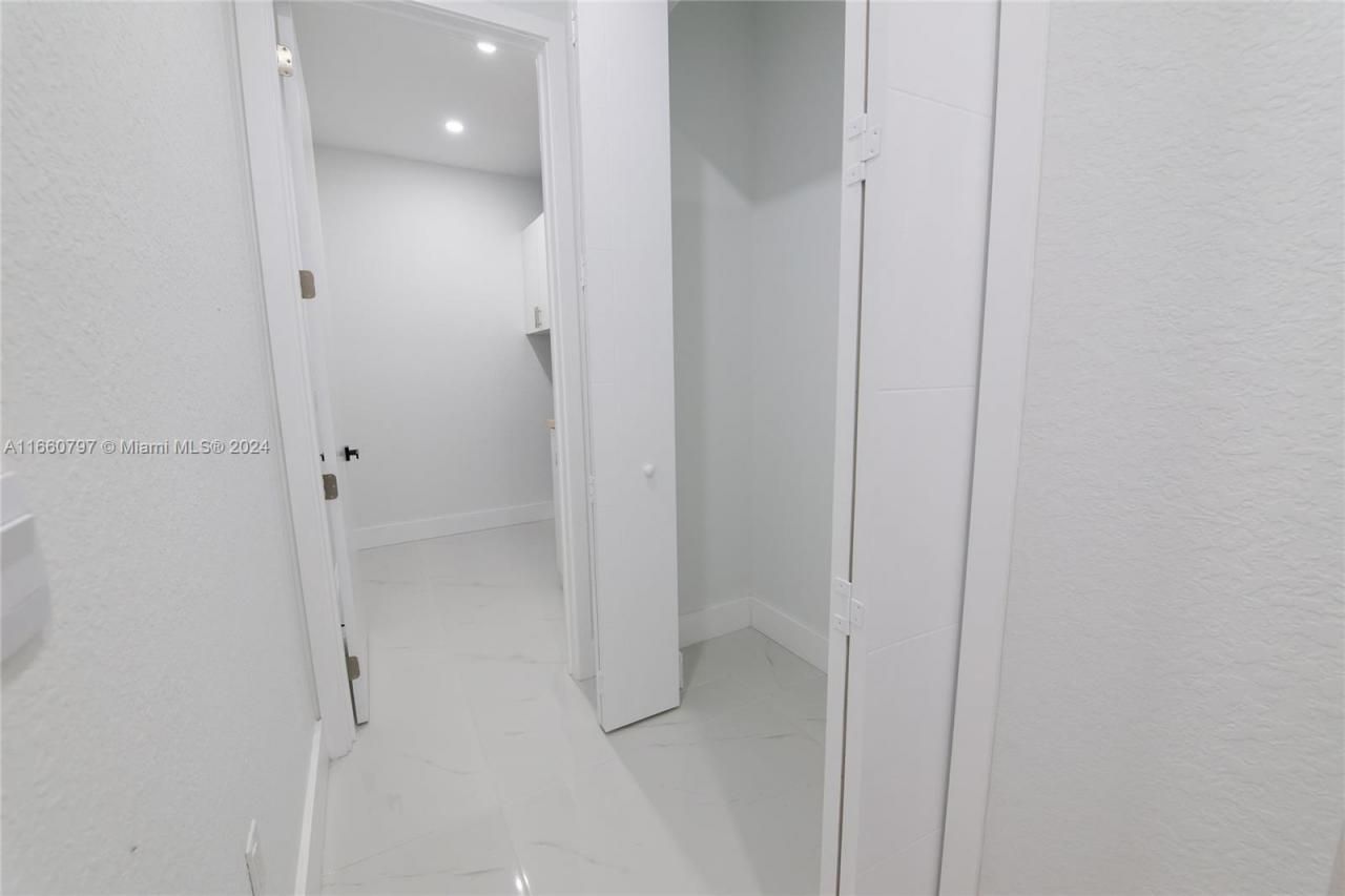 1528 SW 15th Ave, Cape Coral, FL 33991 Photo